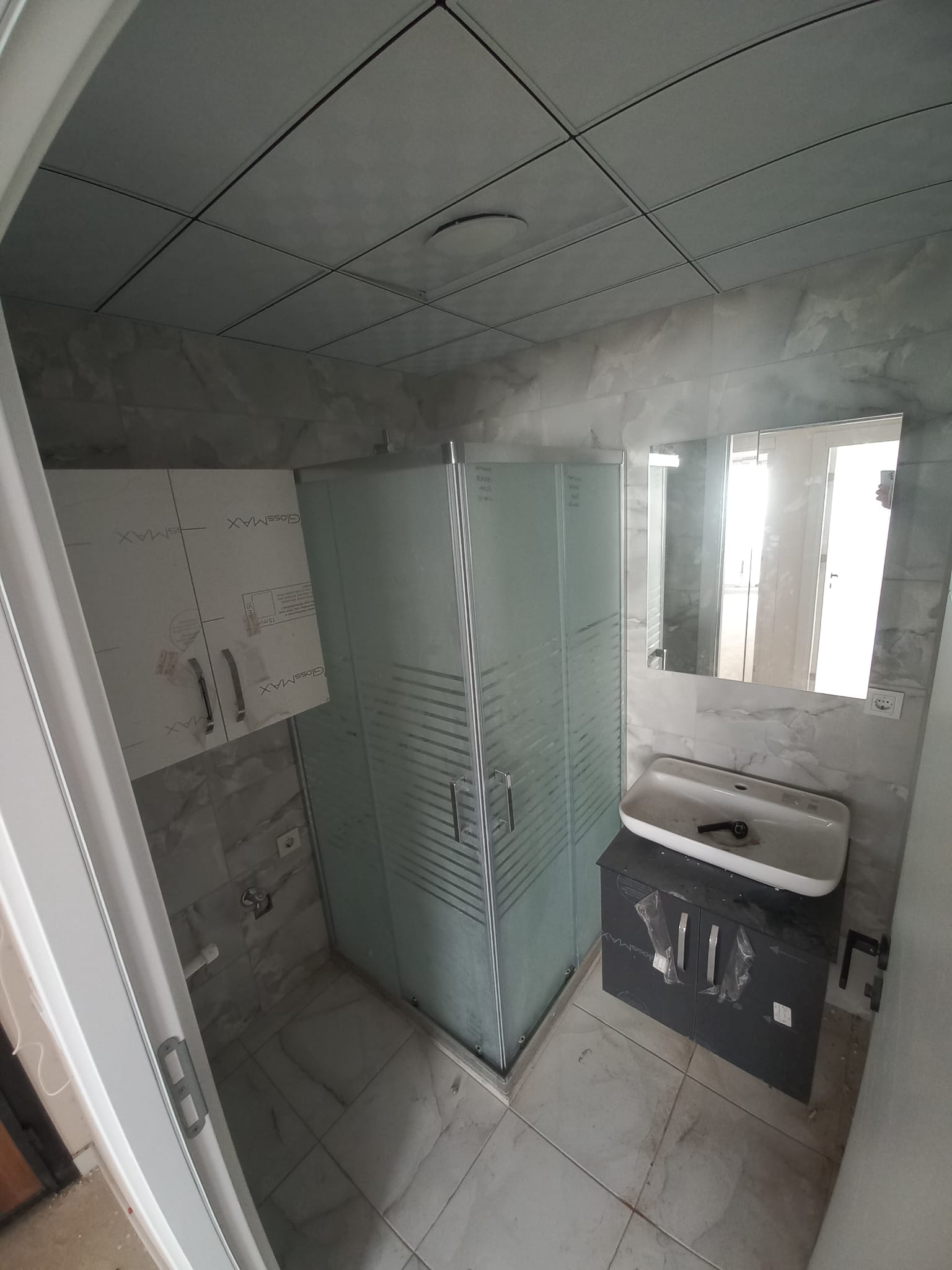 ÖZMERT UĞURCAN AKDAĞ'DAN SIFIR BİNADA BALKONLU ASANSÖRLÜ